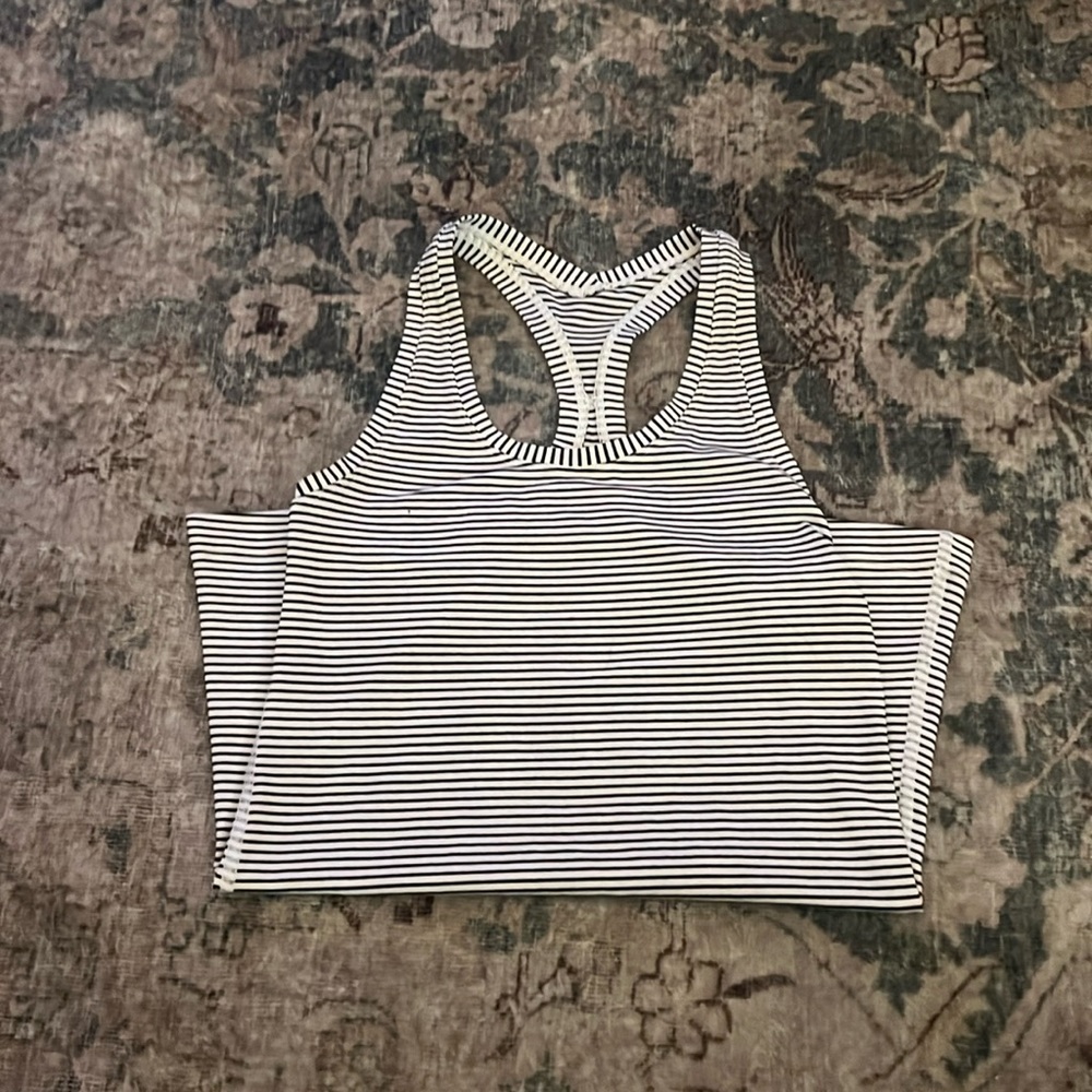 Lululemon cool razorback, tank top, size 8 color, black and white pinstripe